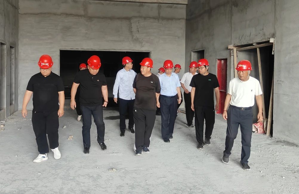 新蒲建設(shè)集團董事局主席率集團考察團赴新鄉(xiāng)骨科醫(yī)院項目開展專項調(diào)研指導(dǎo)